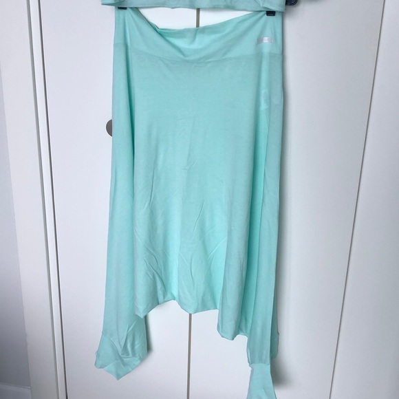 ZUUJA Women’s 2 pc set turquoise color - Picture 2 of 5